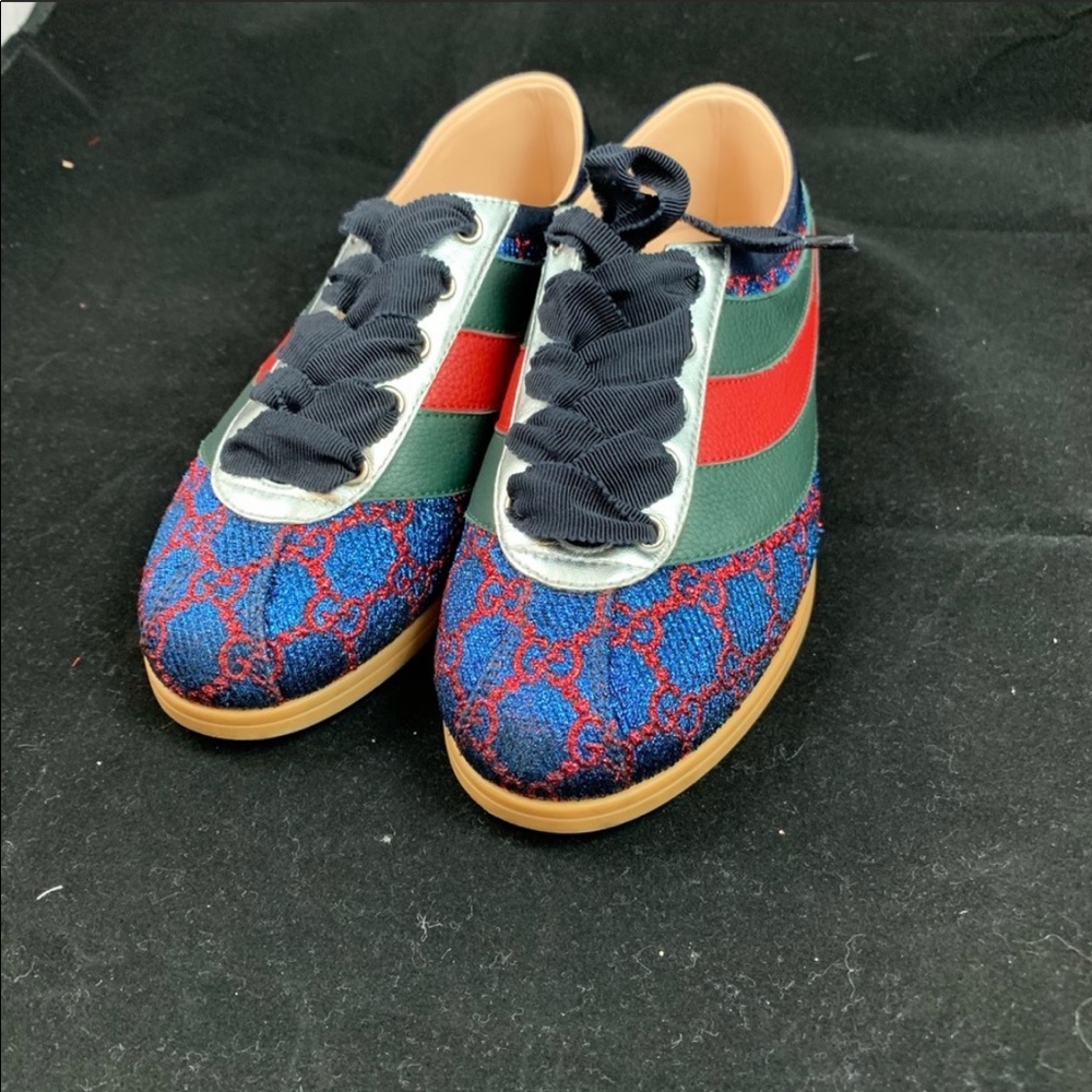 100% authentic Gucci’s shoes
